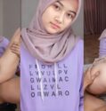 Hijab Mulus Cantik Sweater Ungu Diewe Bergantian